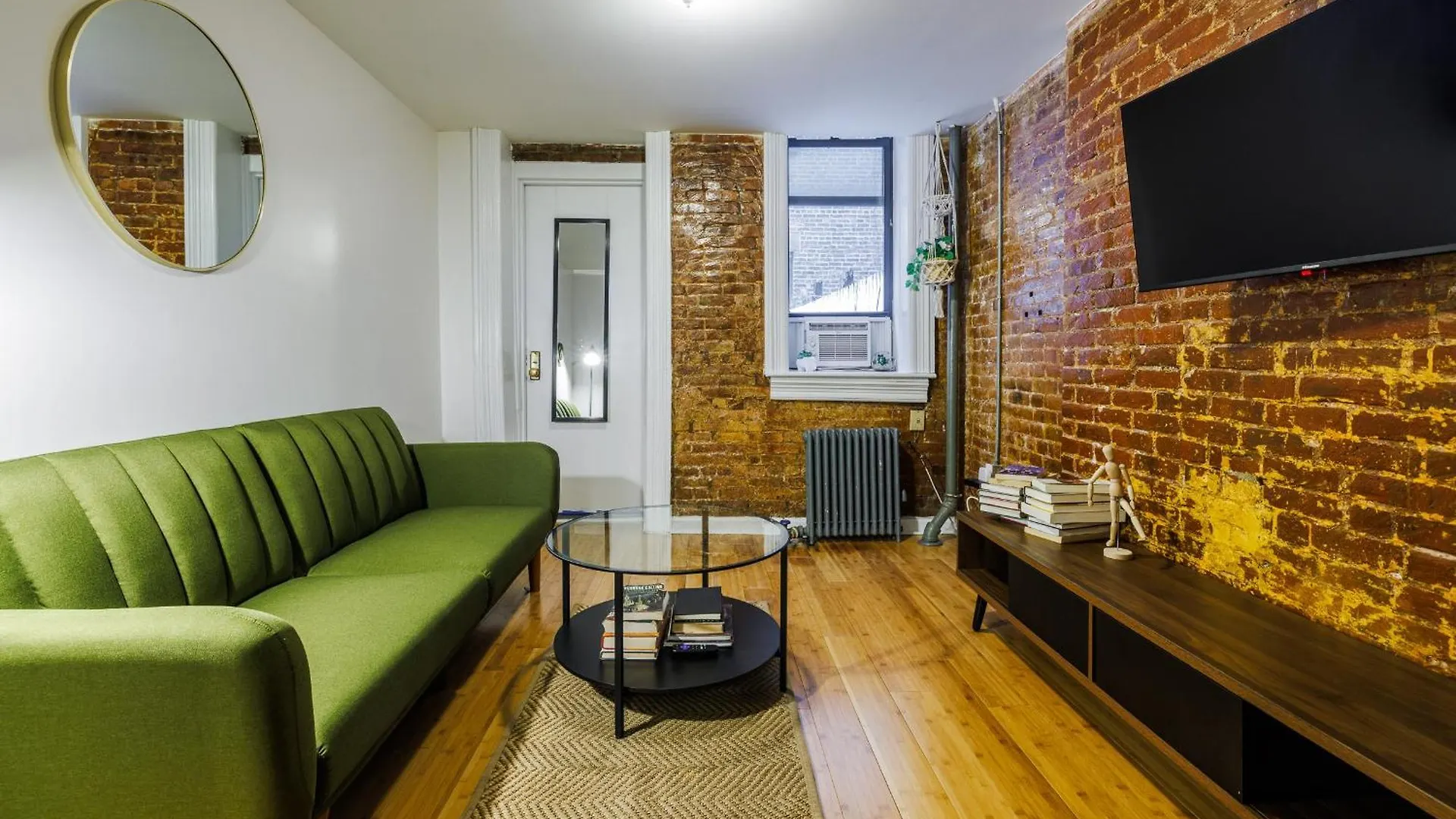 Experience The Vibrant Energy Of City Living Lejlighed New York